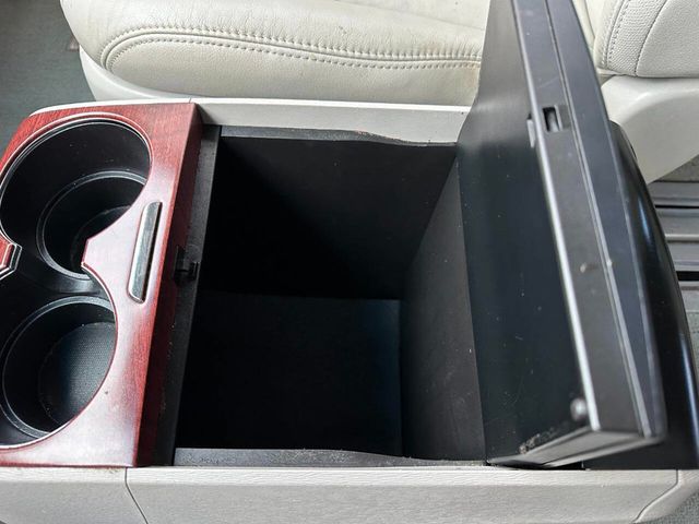 2014 Toyota Sienna XLE 8 Passenger 4dr Mini Van - 22947852 - 52