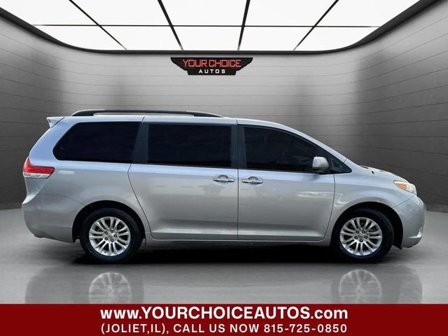 2014 Toyota Sienna XLE 8 Passenger 4dr Mini Van - 22947852 - 6