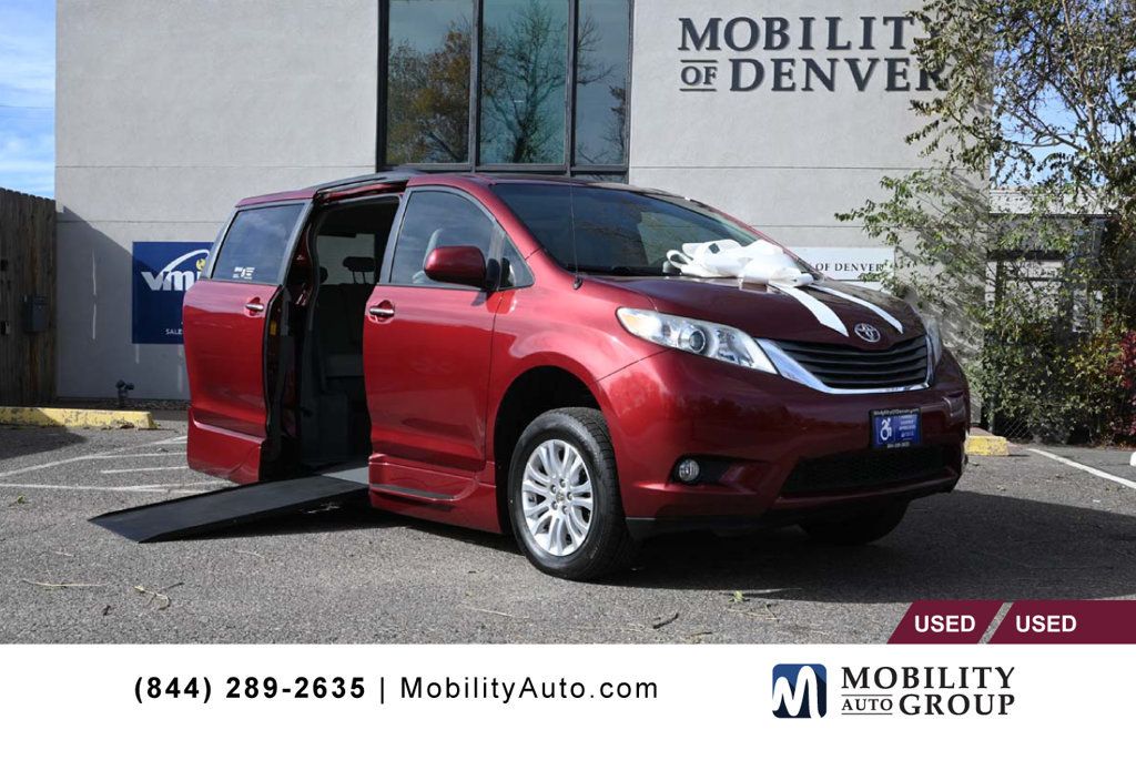 2014 Toyota Sienna XLE Mobility Handicap Van - 22946977 | Video 1
