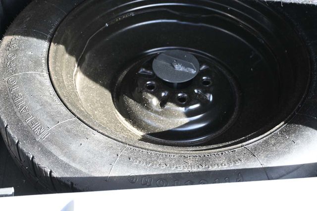 2014 Toyota Sienna XLE Mobility Handicap Van - 22946977 - 26