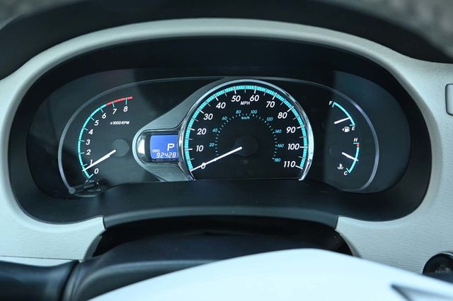 2014 Toyota Sienna XLE Mobility Handicap Van - 22951132 - 33