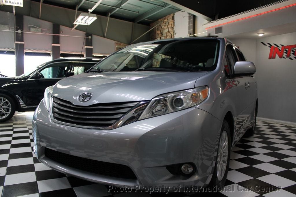 2014 Toyota Sienna XLE V6 8 Passenger XLE V6 7 Passenger Auto Acces - 22780415 - 7