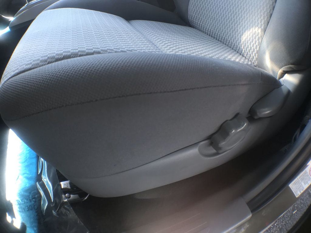 2014 Toyota Tacoma Double Cab PreRunner photo 13