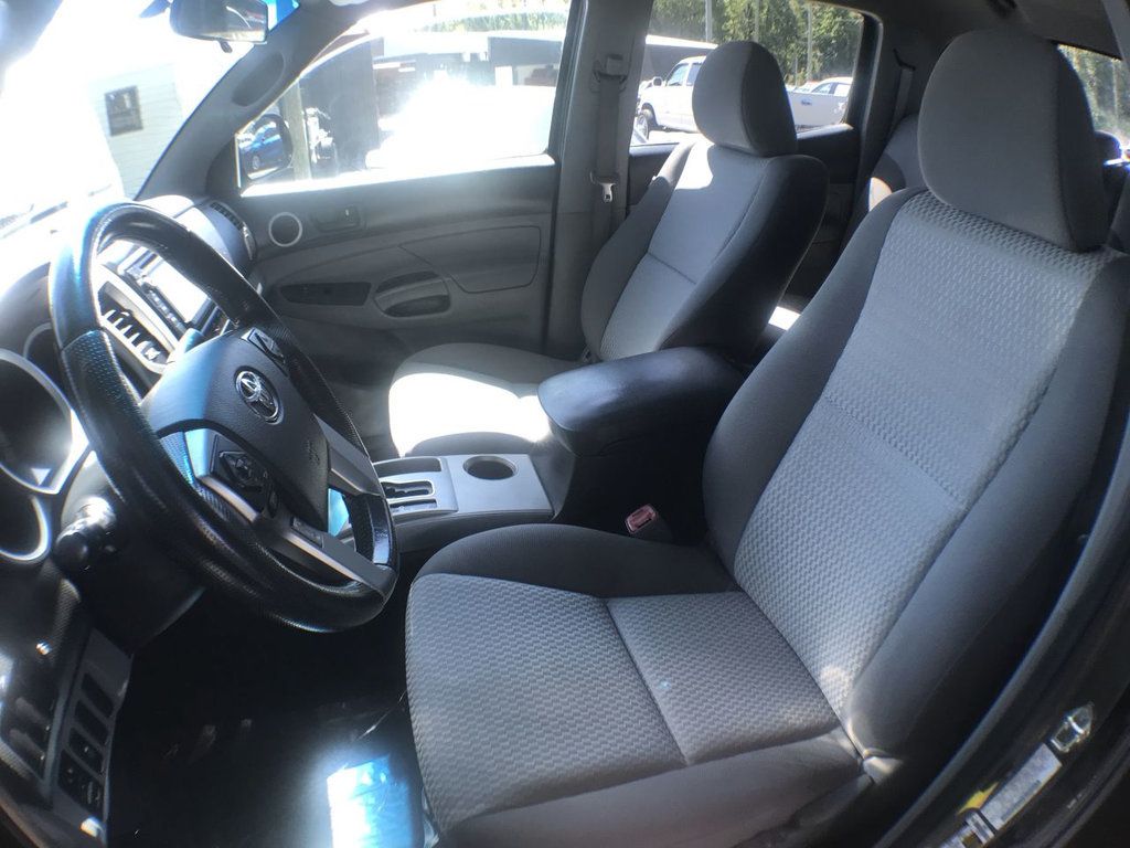 2014 Toyota Tacoma Double Cab PreRunner photo 14