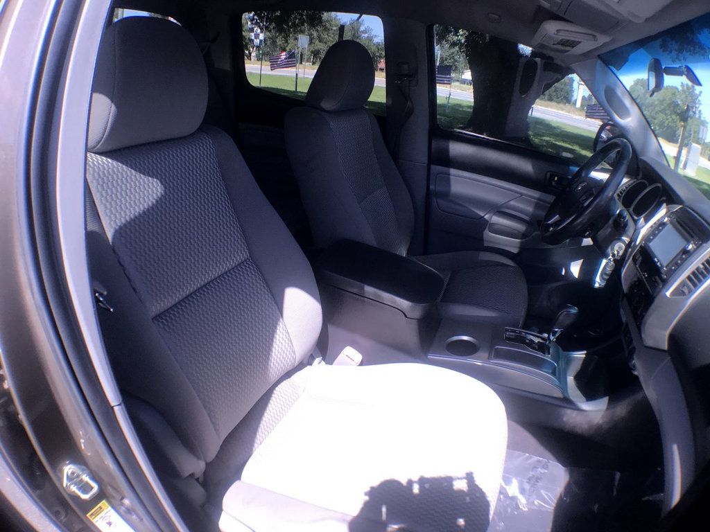 2014 Toyota Tacoma Double Cab PreRunner photo 20
