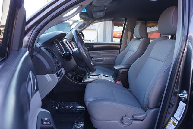 2014 Toyota Tacoma 4X4, RUNNING BOARDS, TOWING PACAKGE, BACKUP CAMERA - 23047152 - 15