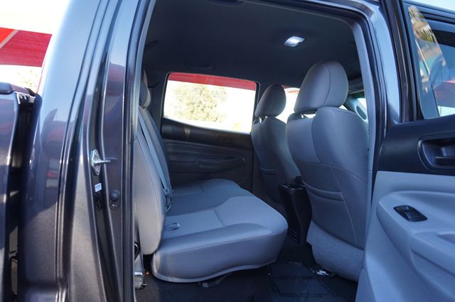 2014 Toyota Tacoma 4X4, RUNNING BOARDS, TOWING PACAKGE, BACKUP CAMERA - 23047152 - 17