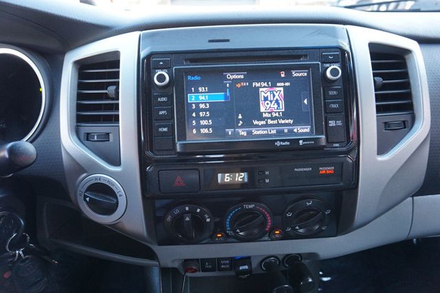 2014 Toyota Tacoma 4X4, RUNNING BOARDS, TOWING PACAKGE, BACKUP CAMERA - 23047152 - 26