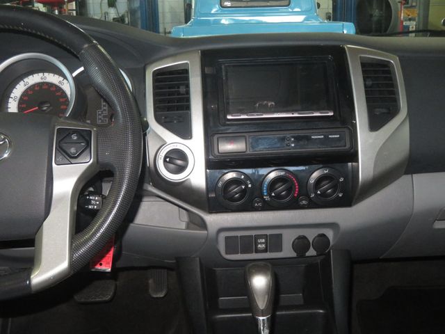 2014 Toyota Tacoma 4X4 TACOMA DOUBLE CAB LONGBED EXTRA CLEAN LOW MILES 4X4 3OWNERS  - 23047677 - 34