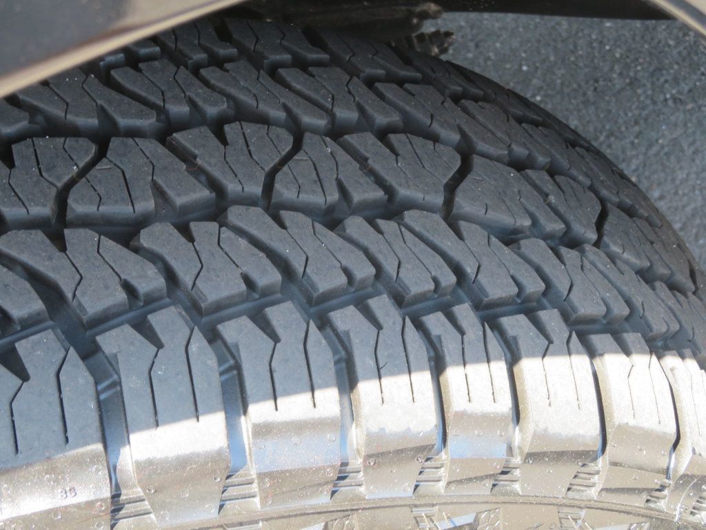 2014 Toyota Tacoma DOUBLE CAB LONGBED 4X4 TACOMA SR5 V6 EXTRA CLEAN  - 22867669 - 17