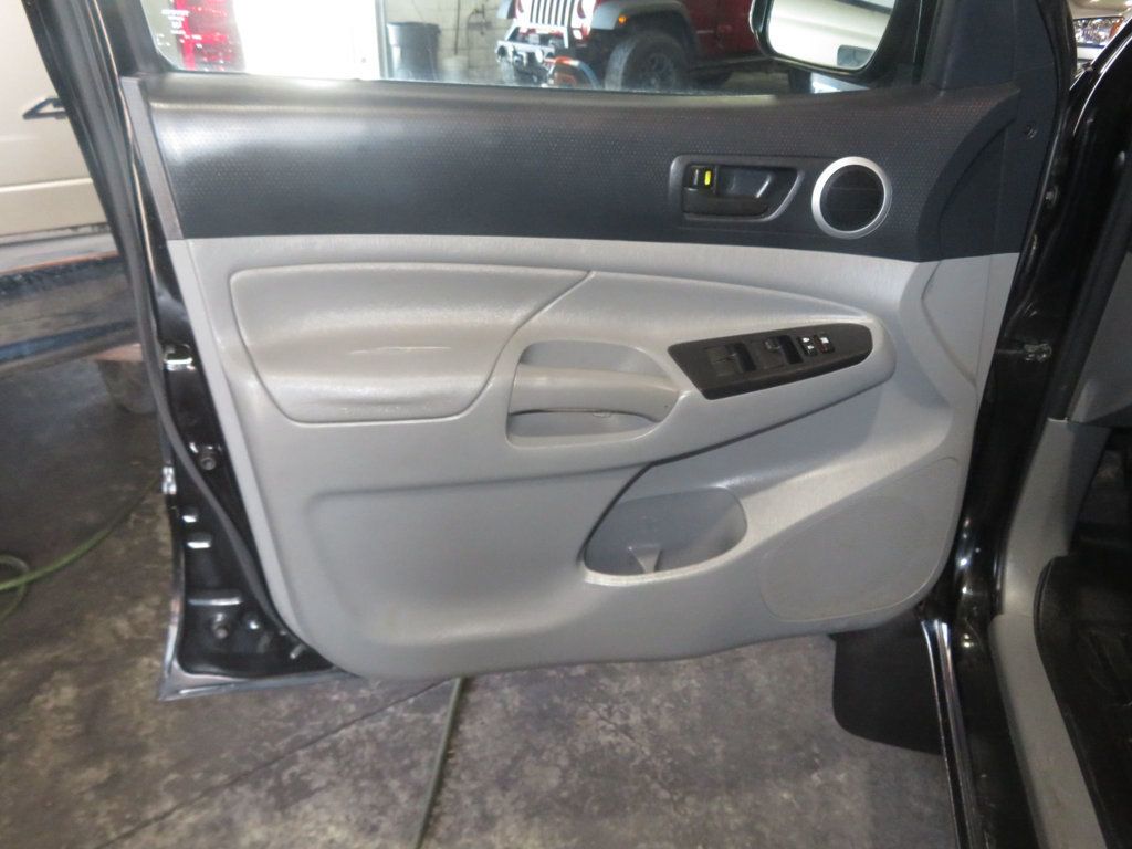 2014 Toyota Tacoma DOUBLE CAB LONGBED 4X4 TACOMA SR5 V6 EXTRA CLEAN  - 22867669 - 18