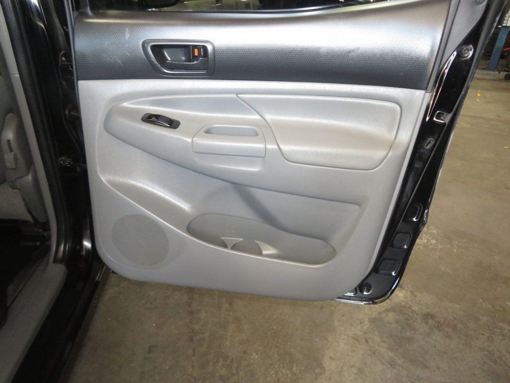 2014 Toyota Tacoma DOUBLE CAB LONGBED 4X4 TACOMA SR5 V6 EXTRA CLEAN  - 22867669 - 28