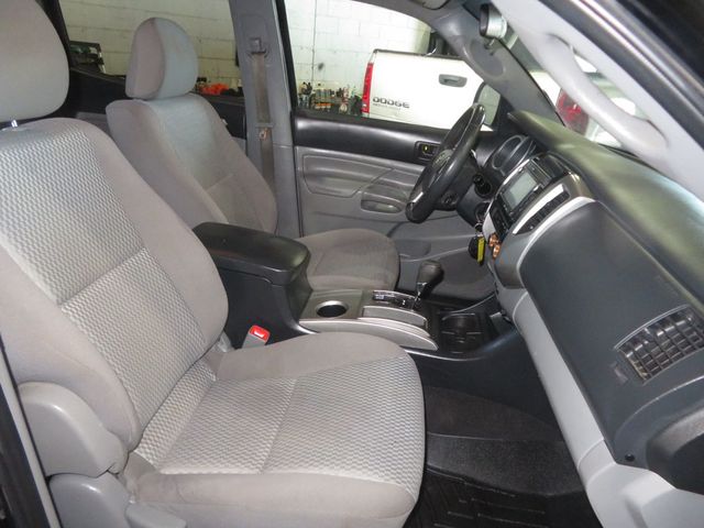 2014 Toyota Tacoma DOUBLE CAB LONGBED 4X4 TACOMA SR5 V6 EXTRA CLEAN  - 22867669 - 35