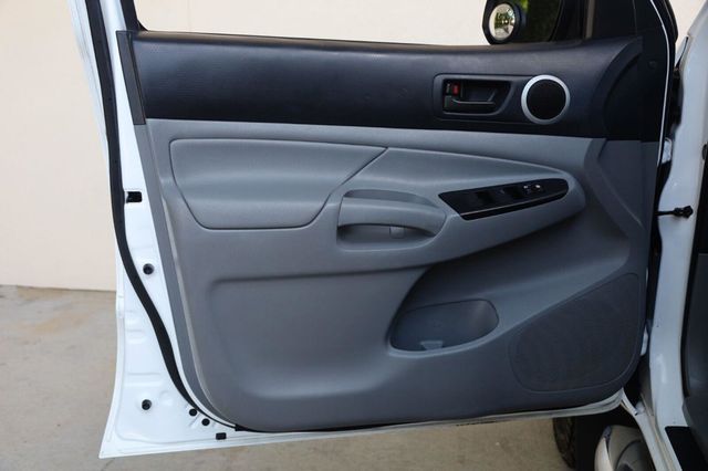 2014 Toyota Tacoma SR5 - 23069413 - 12