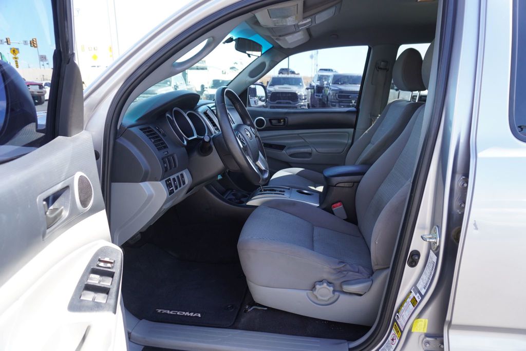 2014 Toyota Tacoma SR5 - 23035377 - 18