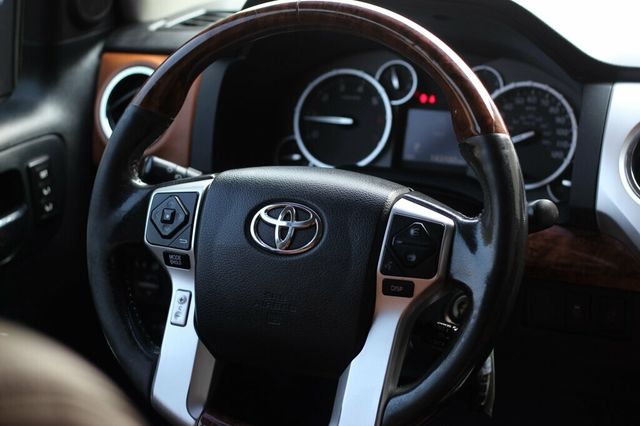 2014 Toyota Tundra 1794 CREWMAX W/ SADDLE LEATHER, NAVIGATION, MOONROOF - 23057469 - 30