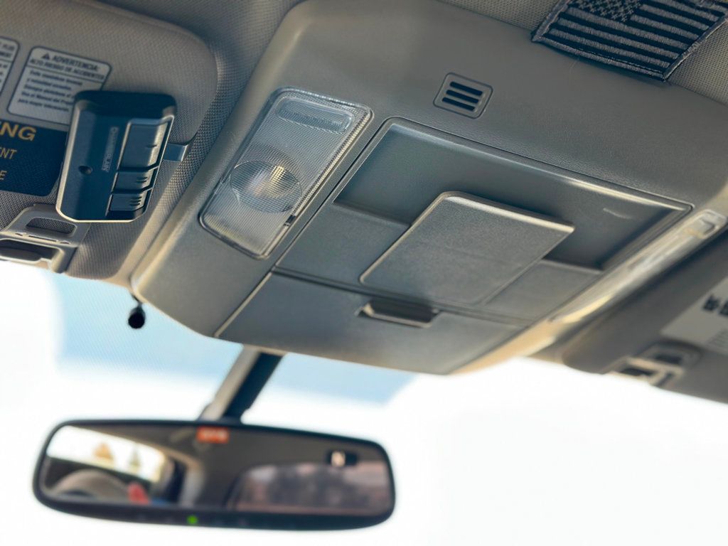 2014 Toyota Tundra SR5 CrewMax photo 23