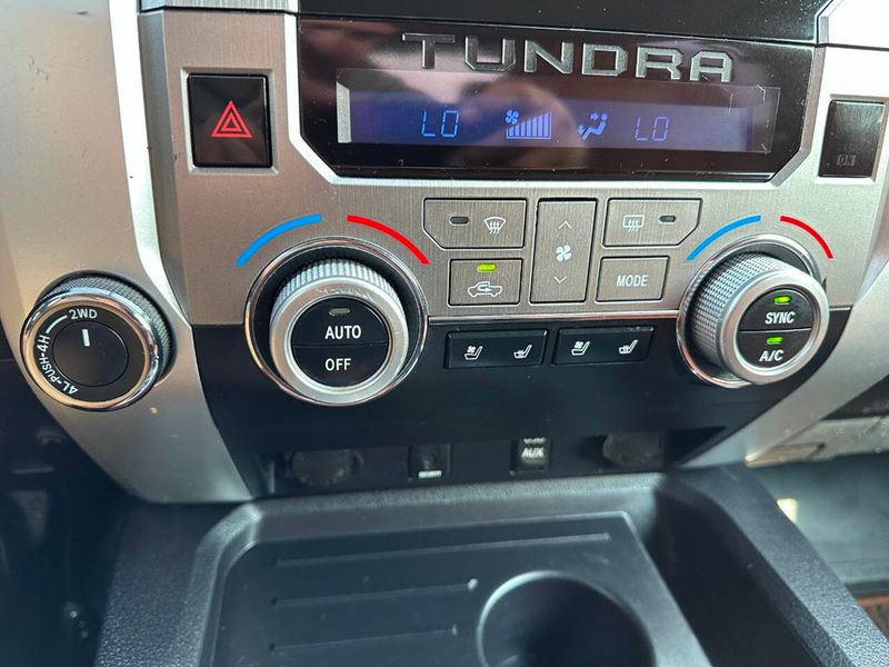 2014 Toyota Tundra CrewMax 5.7L FFV V8 6-Spd AT 1794 (Natl) - 22920017 - 40