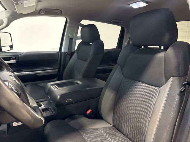 2014 Toyota Tundra CrewMax 5.7L FFV V8 6-Spd AT SR5 (Natl) - 23031660 - 22