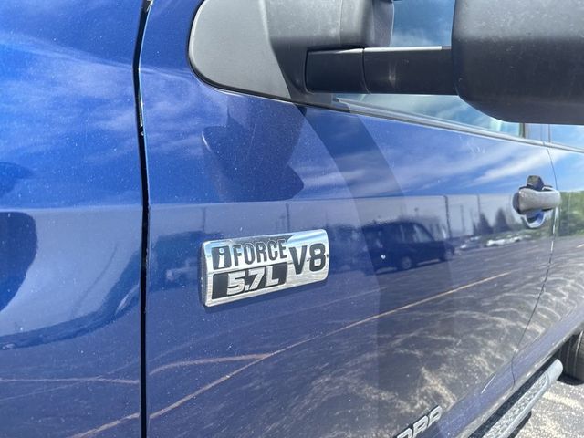 2014 Toyota Tundra CrewMax 5.7L FFV V8 6-Spd AT SR5 (Natl) - 23031660 - 4