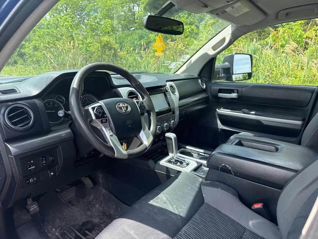 2014 Toyota Tundra CrewMax 5.7L FFV V8 6-Spd AT SR5 (Natl) - 23031660 - 8