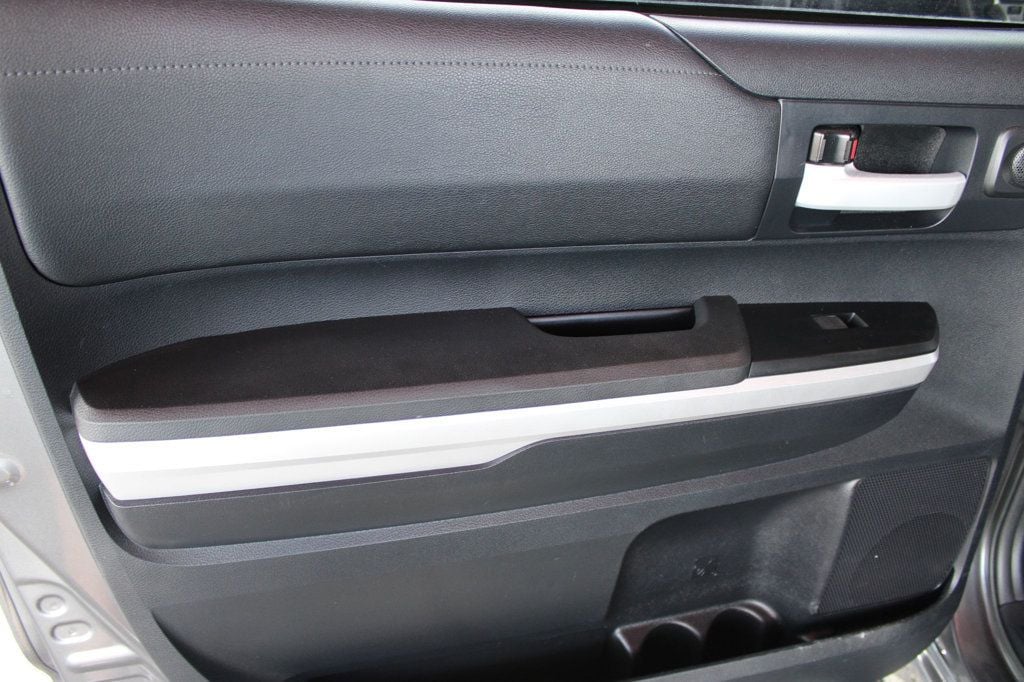 2014 Toyota Tundra CrewMax 5.7L FFV V8 6-Spd AT SR5 (Natl) - 23048200 - 11