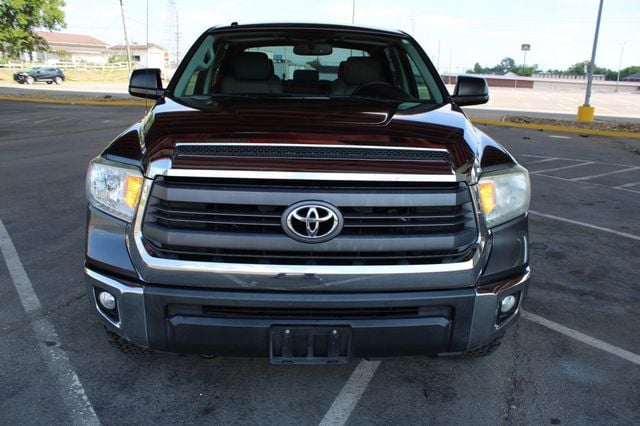 2014 Toyota Tundra CrewMax 5.7L FFV V8 6-Spd AT SR5 (Natl) - 23048200 - 2
