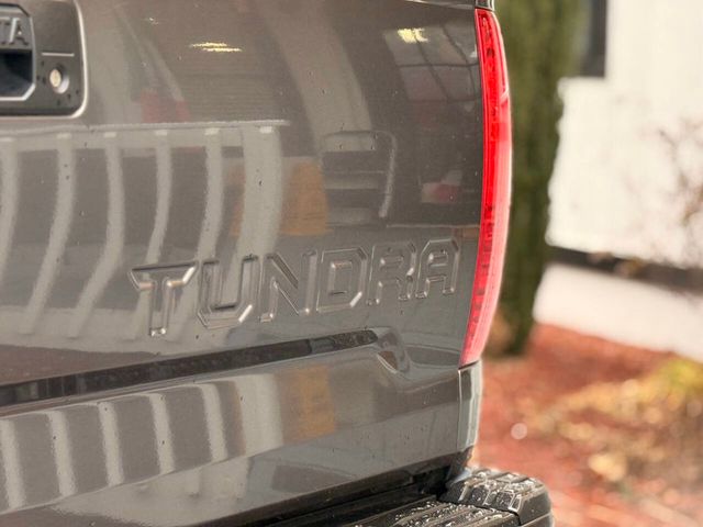 2014 Toyota Tundra CrewMax 5.7L V8 6-Spd AT Platinum (Natl) - 22976374 - 16
