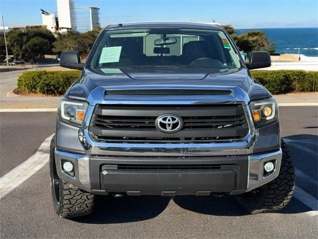 2014 Toyota Tundra CrewMax 5.7L V8 6-Spd AT SR5 (Natl) - 22695681 - 3