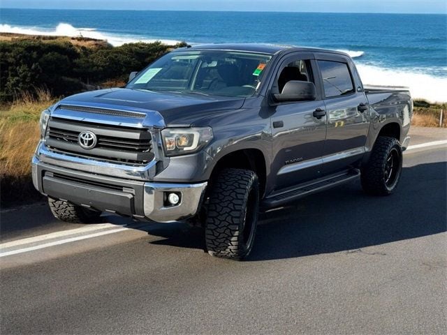 2014 Toyota Tundra CrewMax 5.7L V8 6-Spd AT SR5 (Natl) - 22695681 - 4