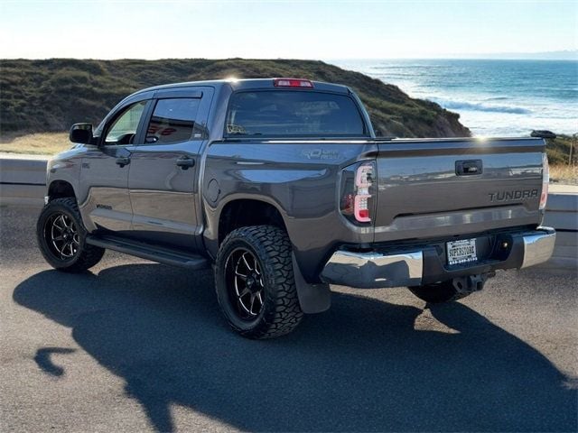 2014 Toyota Tundra CrewMax 5.7L V8 6-Spd AT SR5 (Natl) - 22695681 - 5