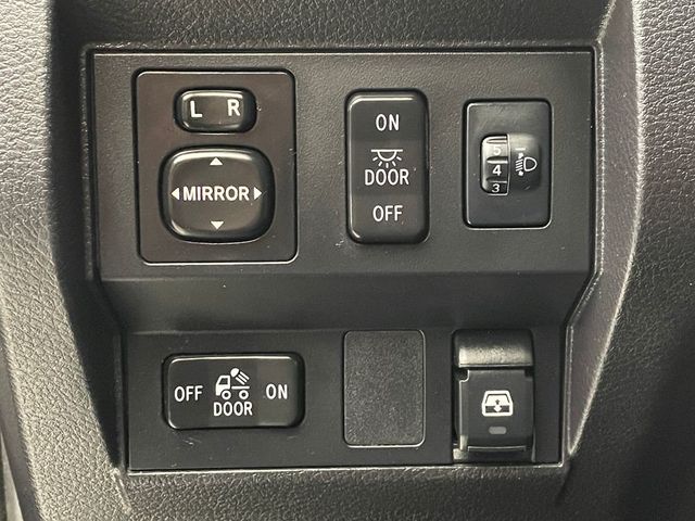 2014 Toyota Tundra CrewMax 5.7L V8 6-Spd AT SR5 (Natl) - 22973049 - 23