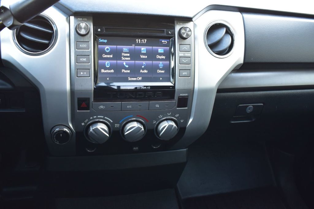 2014 Toyota Tundra Double Cab 5.7L FFV V8 6-Spd AT SR5 (Natl) - 22290739 - 36
