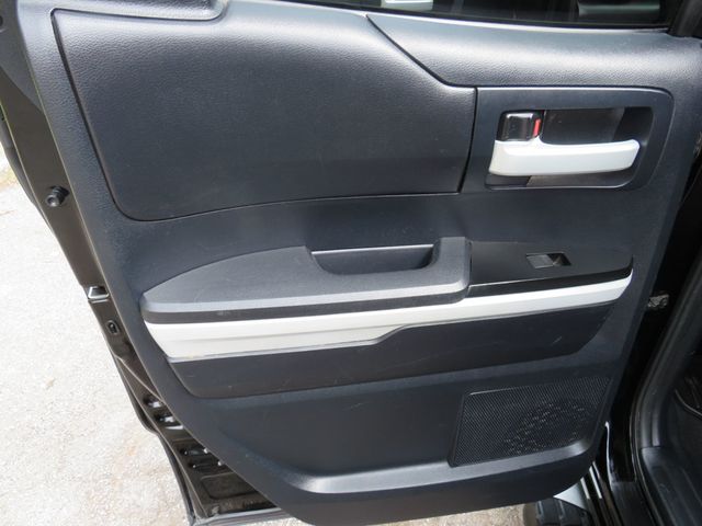 2014 Toyota Tundra Double Cab 5.7L FFV V8 6-Spd AT SR5 (Natl) - 22856132 - 13