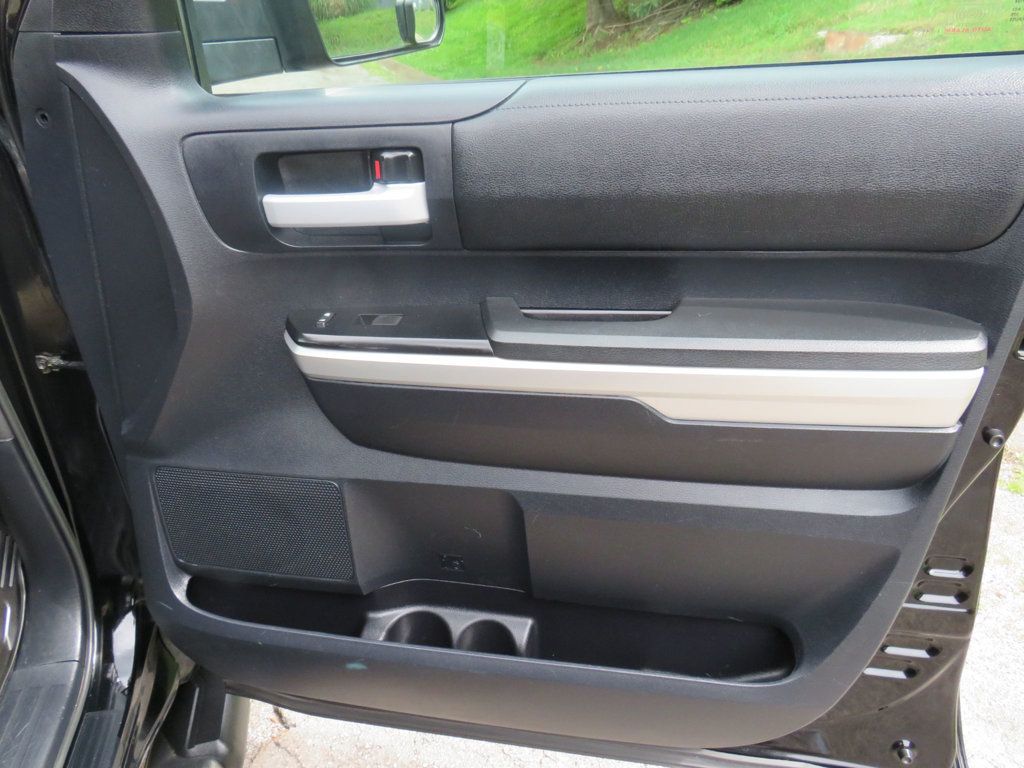 2014 Toyota Tundra Double Cab 5.7L FFV V8 6-Spd AT SR5 (Natl) - 22856132 - 15