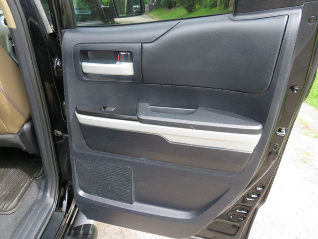 2014 Toyota Tundra Double Cab 5.7L FFV V8 6-Spd AT SR5 (Natl) - 22856132 - 18
