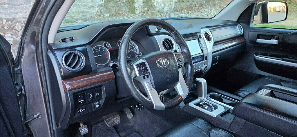 2014 Toyota Tundra Double Cab 5.7L V8 6-Spd AT LTD (Natl) - 22951466 - 9