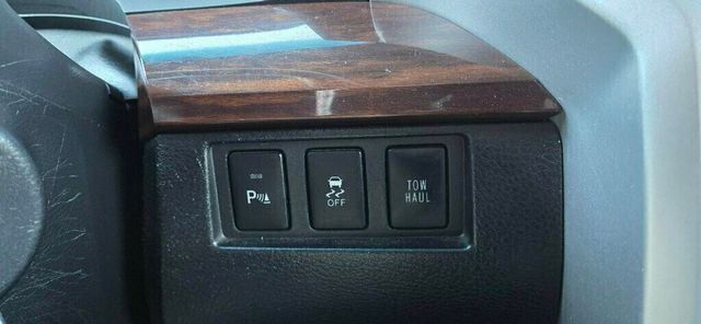 2014 Toyota Tundra Double Cab 5.7L V8 6-Spd AT LTD (Natl) - 22951466 - 26