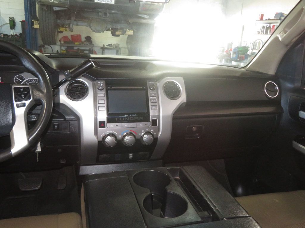 2014 Toyota Tundra DOUBLE CAB EXTAR CLEAN TUNDRS 2OWNER AZ 5.7 TUNDRA - 22935888 - 37