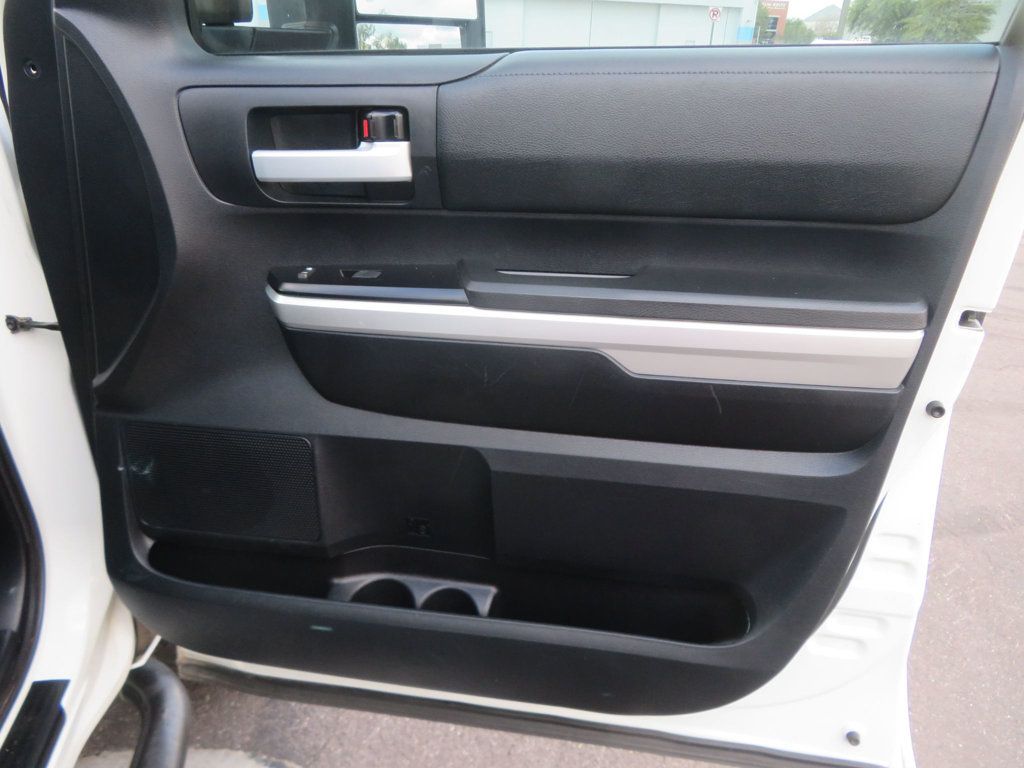 2014 Toyota Tundra EXTRA CLEAN DOUBLECAB ARIZONA TRUCK LOW MILES  - 22969114 - 30