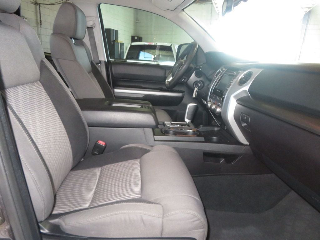 2014 Toyota Tundra EXTRA CLEAN TOYOTA TUNDRA DOUBLE CAB 1OWNER AZ TRUCK - 22932723 - 30