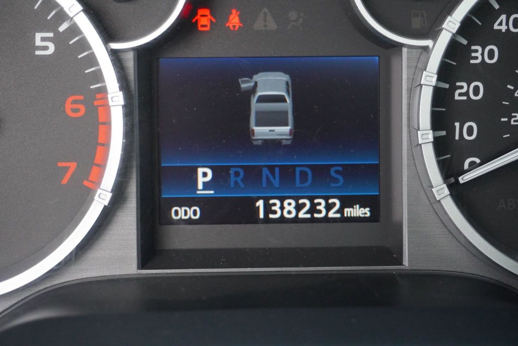 2014 Toyota Tundra LIMITED - 22931419 - 24