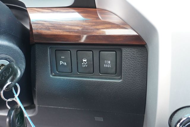 2014 Toyota Tundra LIMITED - 22931419 - 32