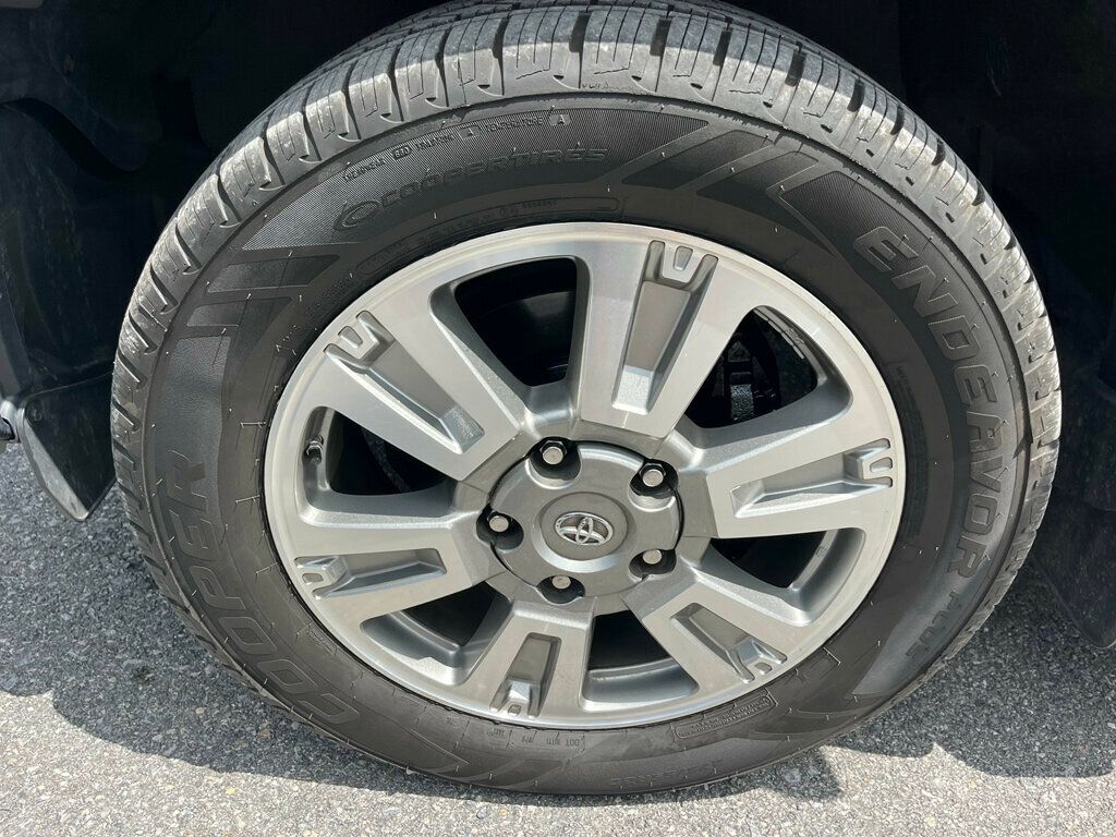 2014 Toyota Tundra RUST FREE TUNDRA CREWMAX PLATNUM 4x4 - 23045453 - 10