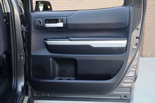 2014 Toyota Tundra SR5 - 23064307 - 17