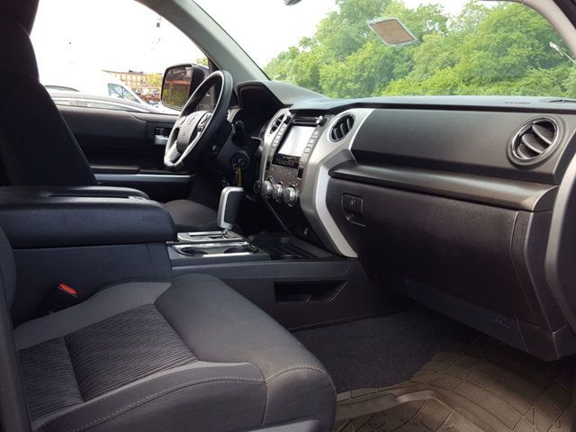 2014 Toyota Tundra SR5 Crew Max** - 17650497 - 12