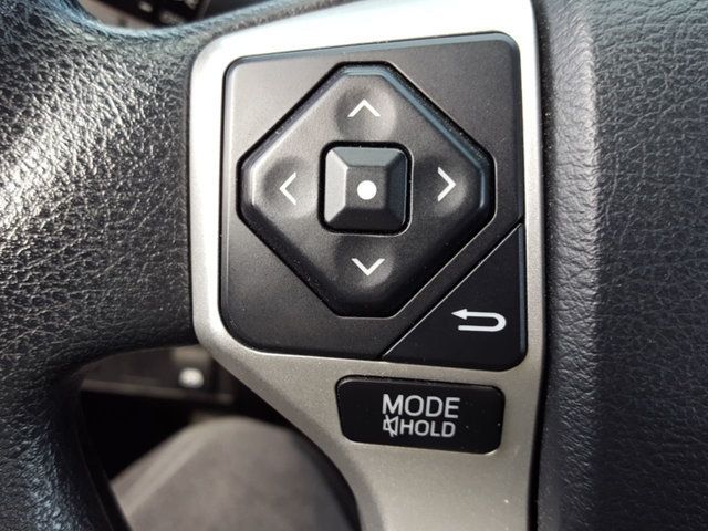 2014 Toyota Tundra SR5 Crew Max** - 17650497 - 22