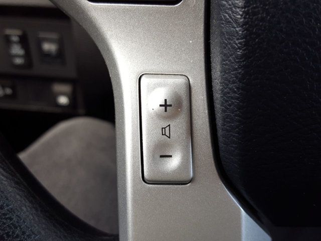 2014 Toyota Tundra SR5 Crew Max** - 17650497 - 23