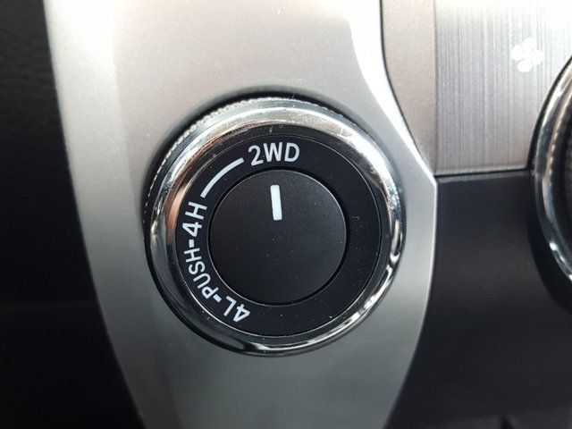 2014 Toyota Tundra SR5 Crew Max** - 17650497 - 27