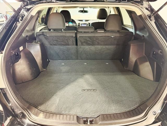 2014 Toyota Venza 4dr Wagon I4 AWD LE - 22909354 - 28